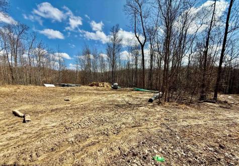 4 Brooklyn Way Moatsville WV 26405