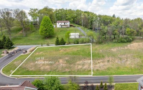 18 Santorini Avenue Morgantown WV 26508