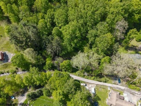 136 Birch Hollow Road Morgantown WV 26508
