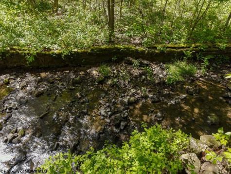 136 Birch Hollow Road Morgantown WV 26508