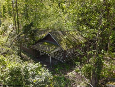 136 Birch Hollow Road Morgantown WV 26508