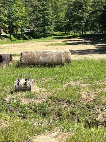 17 Countryside Drive Buckhannon WV 26201