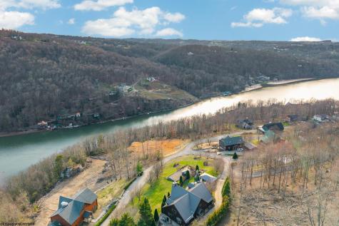 182 Oak Ridge Lane Morgantown WV 26508