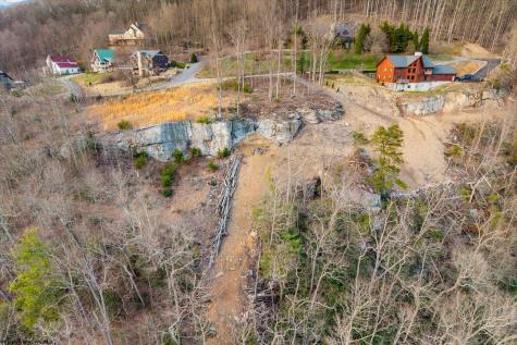 182 Oak Ridge Lane Morgantown WV 26508