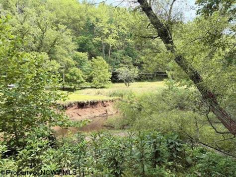 8557 Copley Road Weston WV 26452