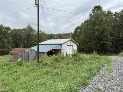 96 Donnie Hill Road Belington WV 26250