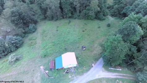 96 Donnie Hill Road Belington WV 26250