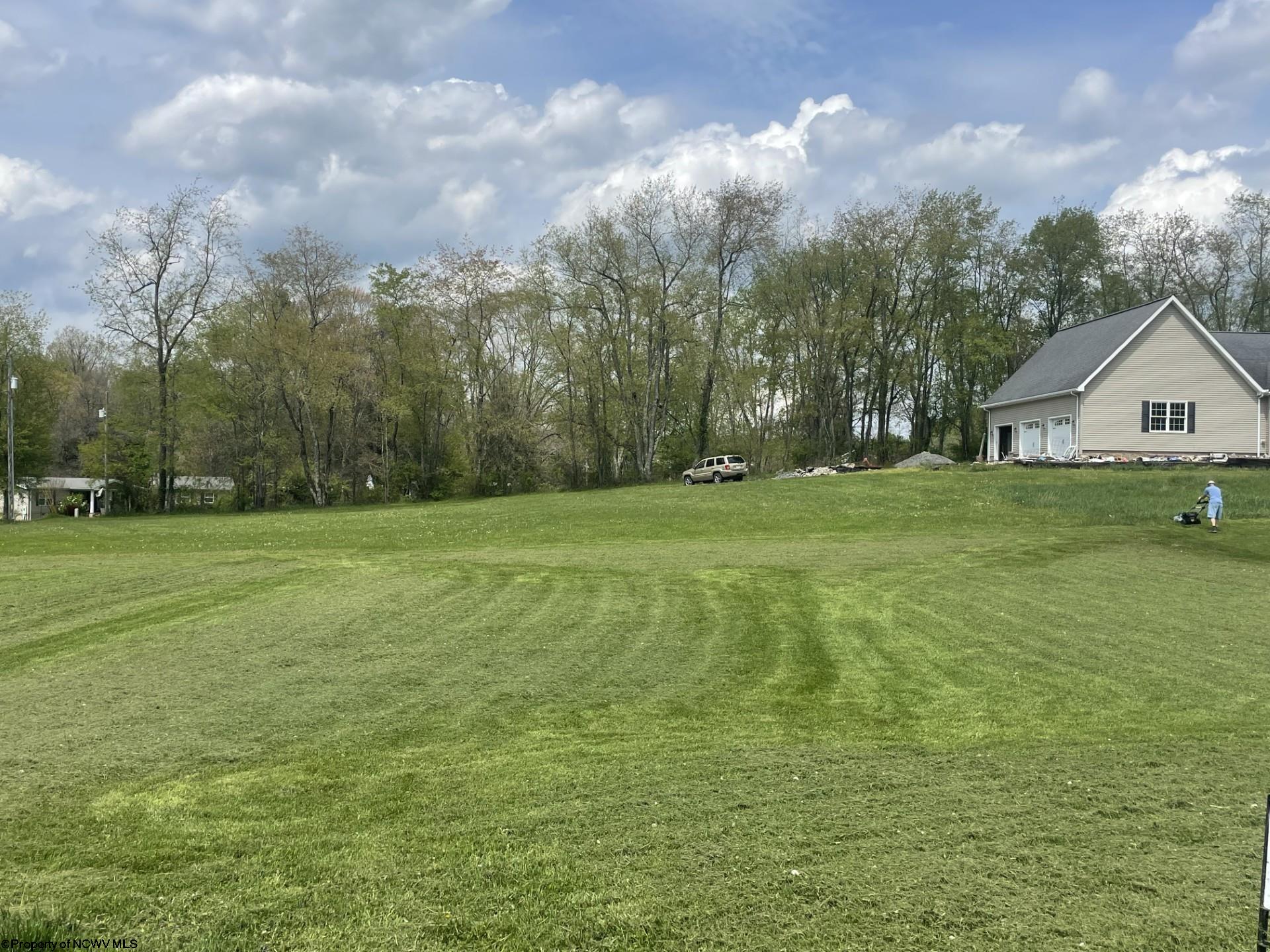 3 Chapel Brooke Circle Reedsville WV 26547