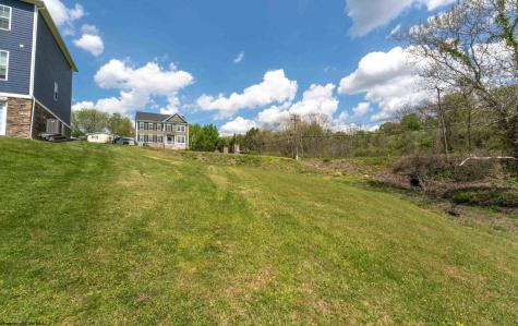 47 Santorini Avenue Morgantown WV 26508