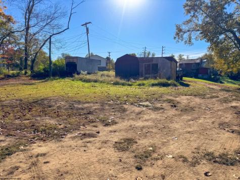 9 Dominion Lane Fairmont WV 26554