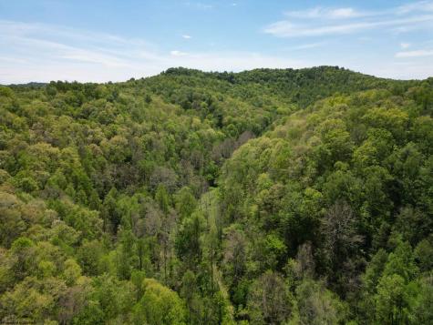 10701 Chapel Road Gassaway WV 26624