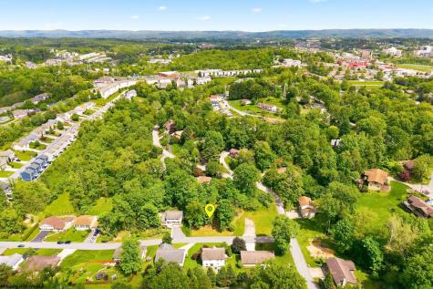 104 Forest Drive Morgantown WV 26505
