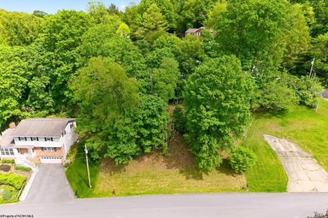 104 Forest Drive Morgantown WV 26505