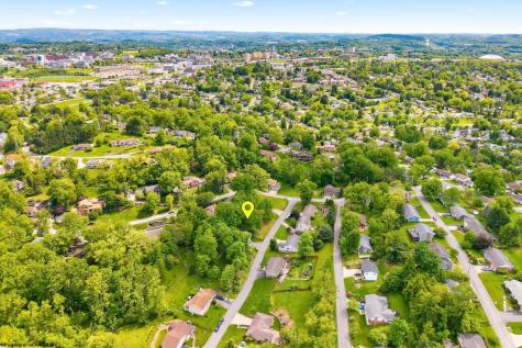 104 Forest Drive Morgantown WV 26505