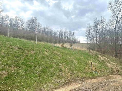 496 Dillon Hollow Road Jane Lew WV 26378