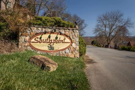 20 Southpoint Circle Morgantown WV 26501