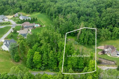 32 Falling Water Lane Morgantown WV 26508