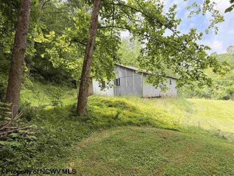 8557 Copley Road Weston WV 26452