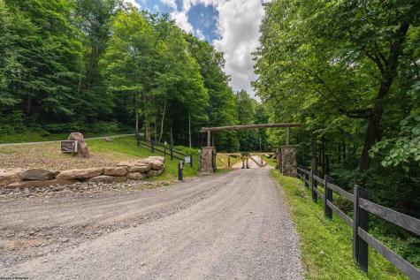 21 Trailwood Circle Bruceton Mills WV 26525