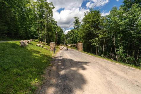 21 Trailwood Circle Bruceton Mills WV 26525