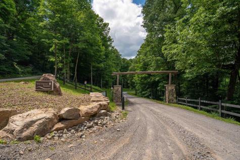 21 Trailwood Circle Bruceton Mills WV 26525