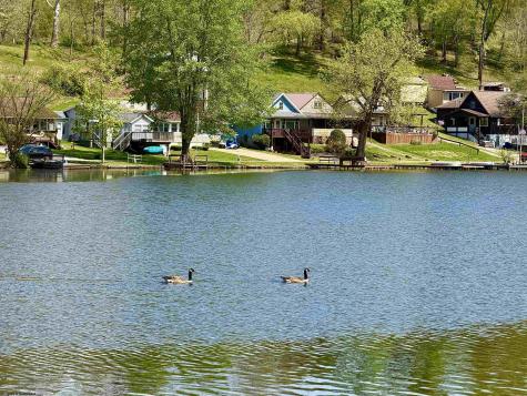 99 Crystal Lake West Union WV 26456