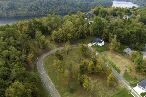 124 Gladstone Circle Morgantown WV 26508