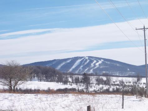 215 Courtland Road Davis WV 26260