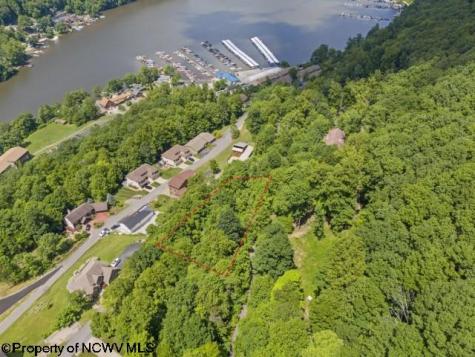 33 Pike Loop Road Morgantown WV 26508
