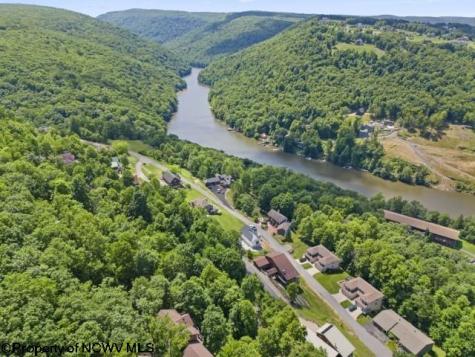 33 Pike Loop Road Morgantown WV 26508