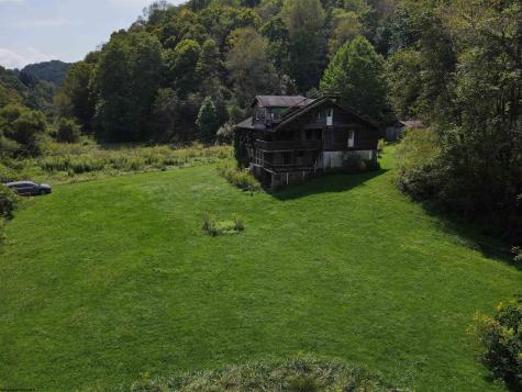 1742 Rush Run Road Burton WV 26562