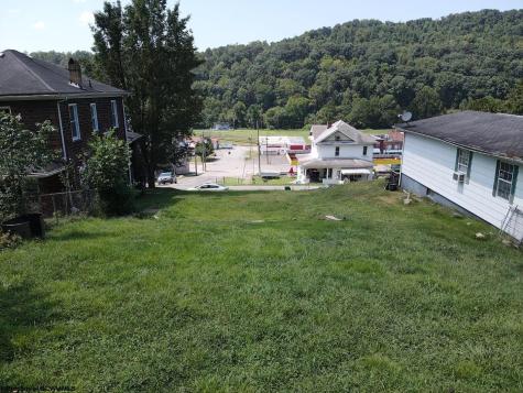501 Braxton Street Gassaway WV 26624