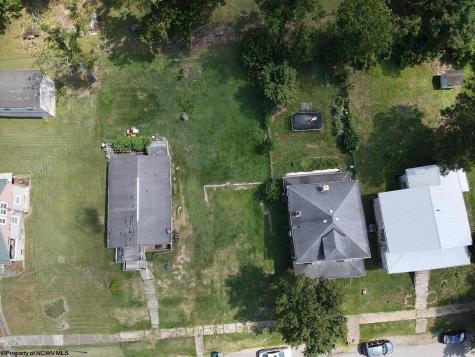501 Braxton Street Gassaway WV 26624