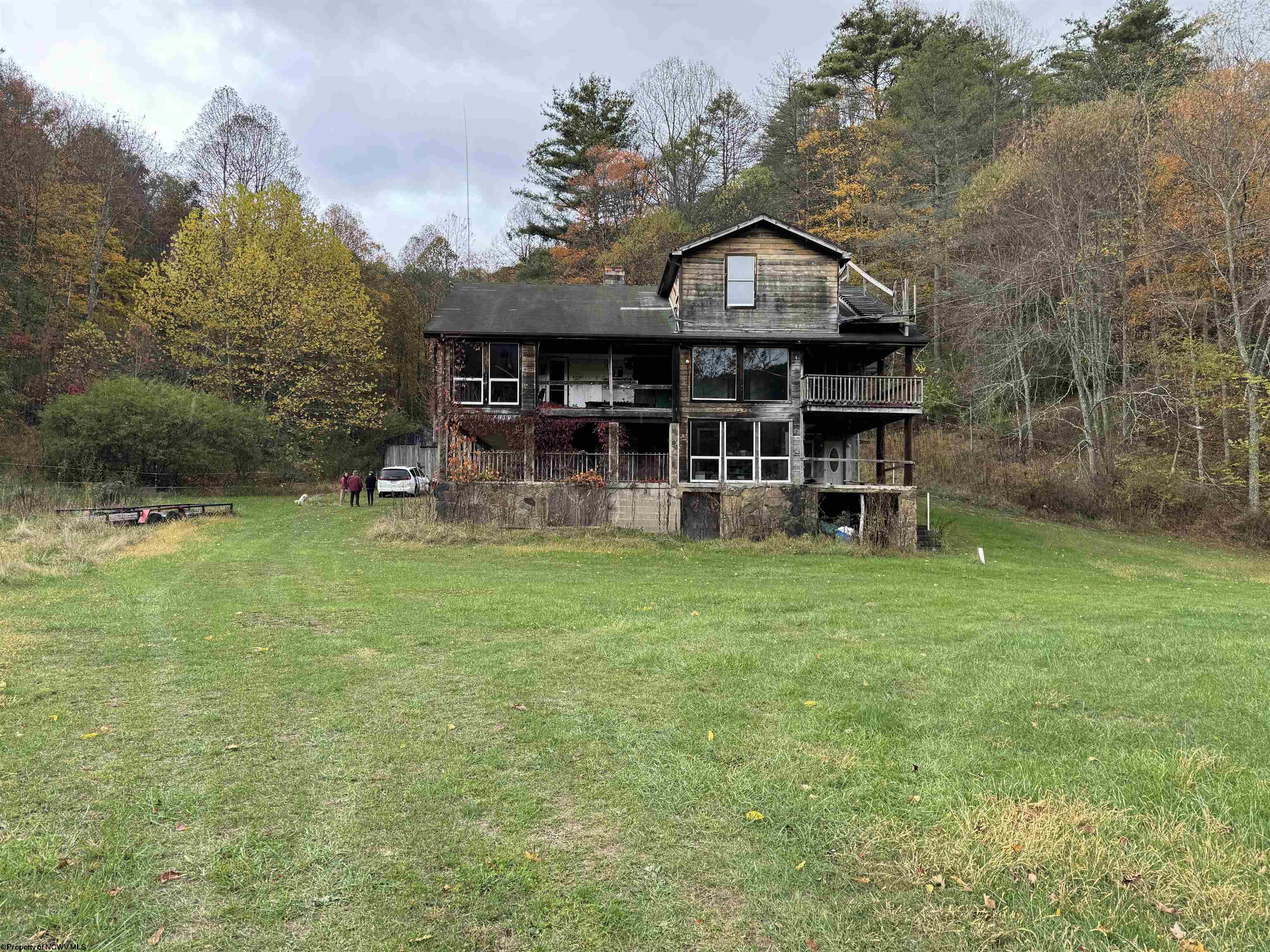 1742 Rush Run Road Burton WV 26562