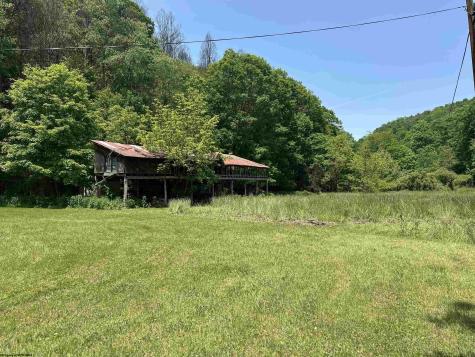 1742 Rush Run Road Burton WV 26562