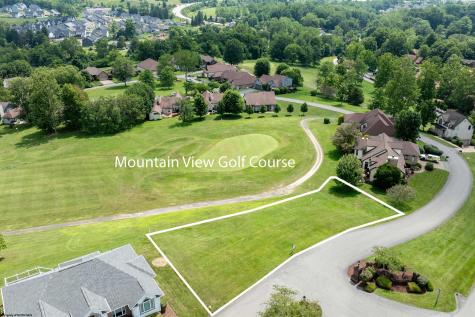 13 Georgian Lane Morgantown WV 26508