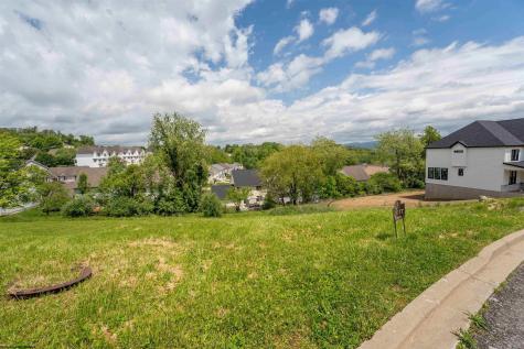 142 Southwind Circle Morgantown WV 26508