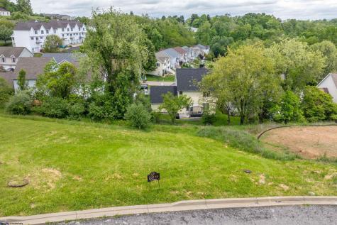 142 Southwind Circle Morgantown WV 26508