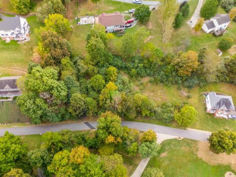 6 Thistledown Lane Morgantown WV 26508