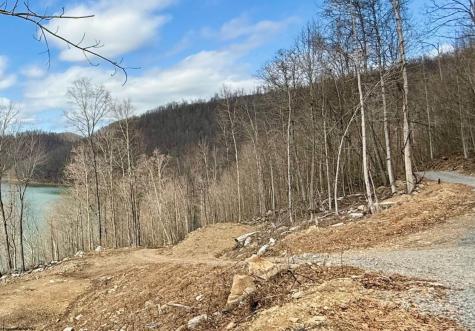 5 Brooklyn Way Moatsville WV 26405