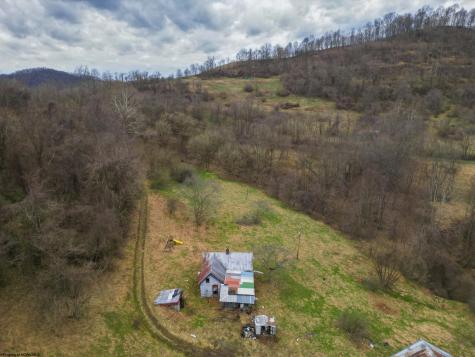 596 Purdy Run Road Shinnston WV 26431