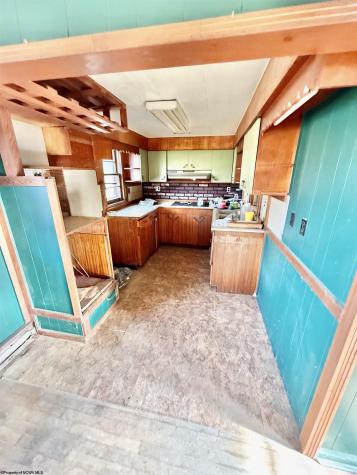 407 Beech Hollow Road Bridgeport WV 26330