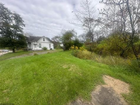 603 W State Avenue Terra Alta WV 26764