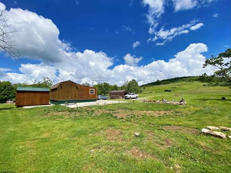8816 Turkey Bone Road Pickens WV 26230