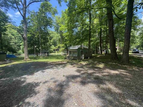 1050 Mcgee Lane Volga WV 26238