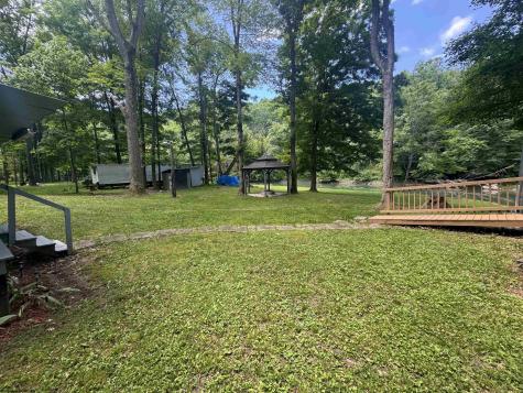 1050 Mcgee Lane Volga WV 26238