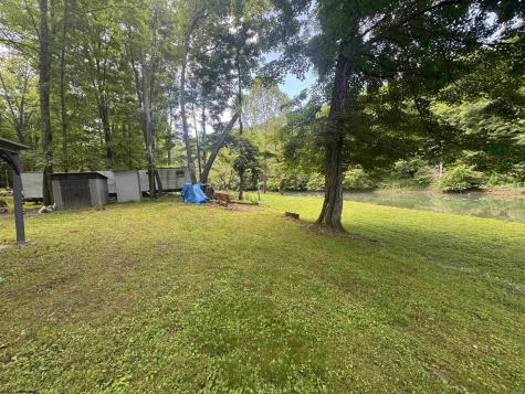 1050 Mcgee Lane Volga WV 26238