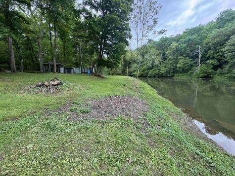 1050 Mcgee Lane Volga WV 26238