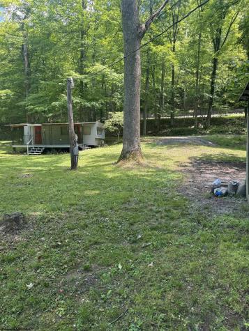 1050 Mcgee Lane Volga WV 26238