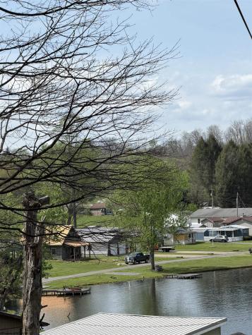 94 Crystal Lake West Union WV 26456